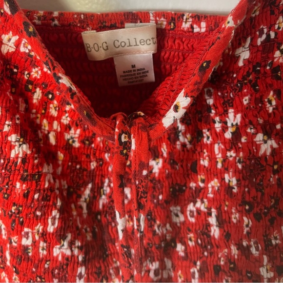 B•O•G collective red smocked crop top size medium gently used - Picture 2 of 3